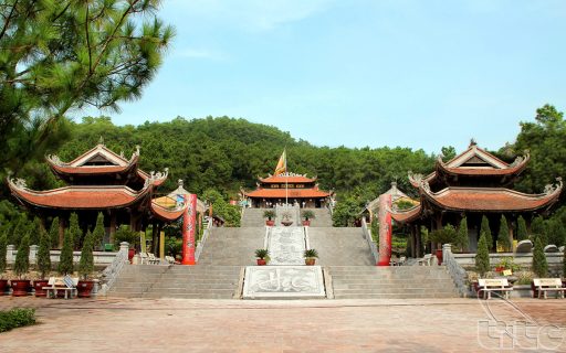 CÔN SƠN – KIẾP BẠC – ĐỀN THỜ CHU VĂN AN