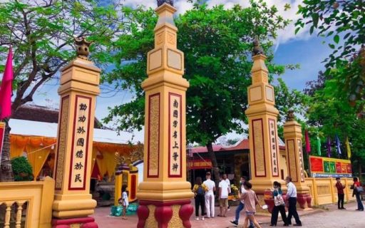 ĐỀN SÒNG – ĐỀN CÔ CHÍN – ĐỀN CÔ BƠ – ĐỀN ÔNG HOÀNG MƯỜI