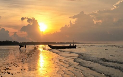 HÀ NỘI – MÓNG CÁI – ĐÔNG HƯNG